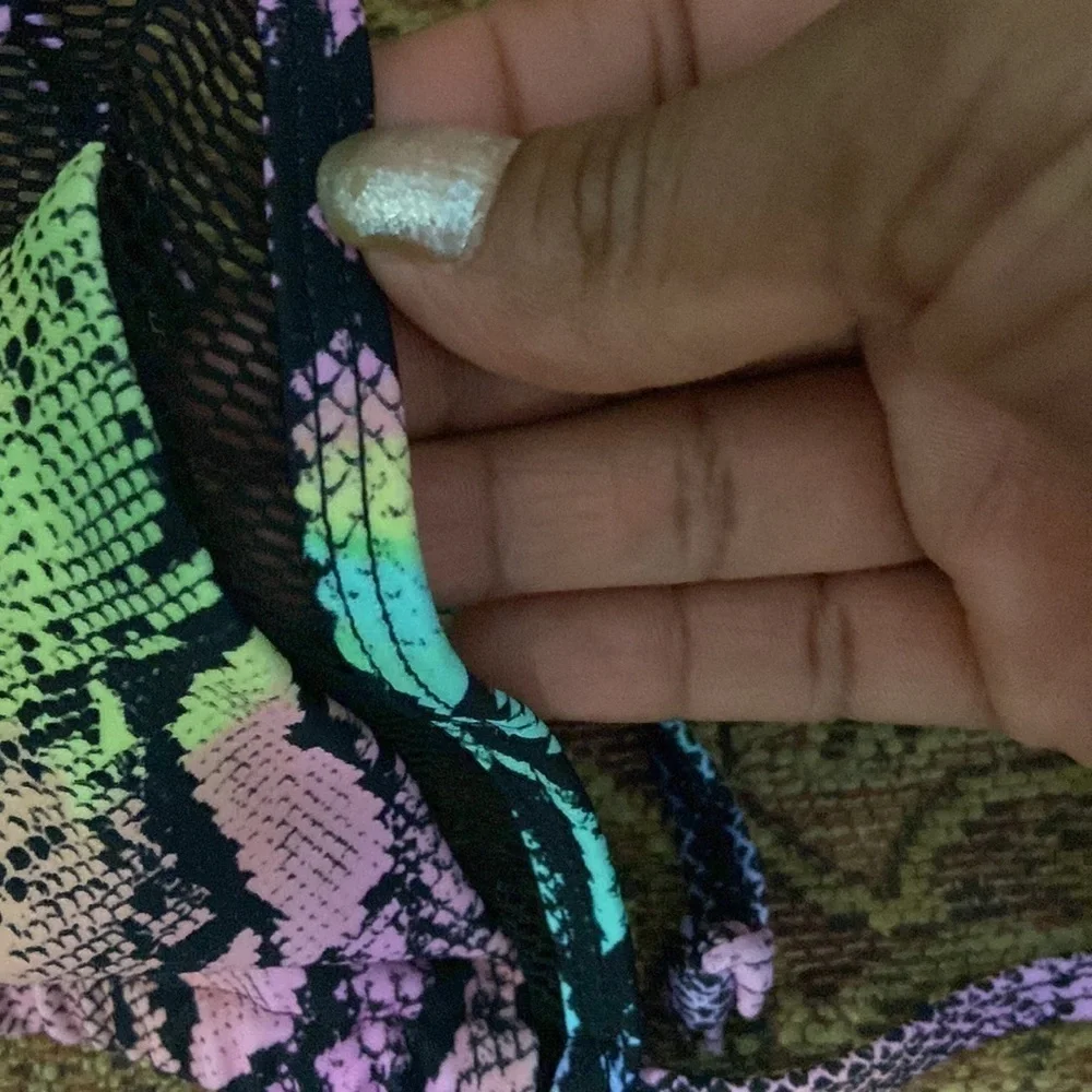 kendal + kylie triangle mesh bikini top medium bottom xs